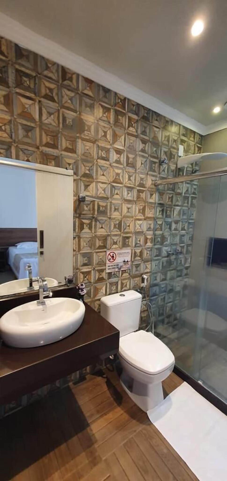 Premium Room | Bathroom | Shower, hair dryer, towels, soap