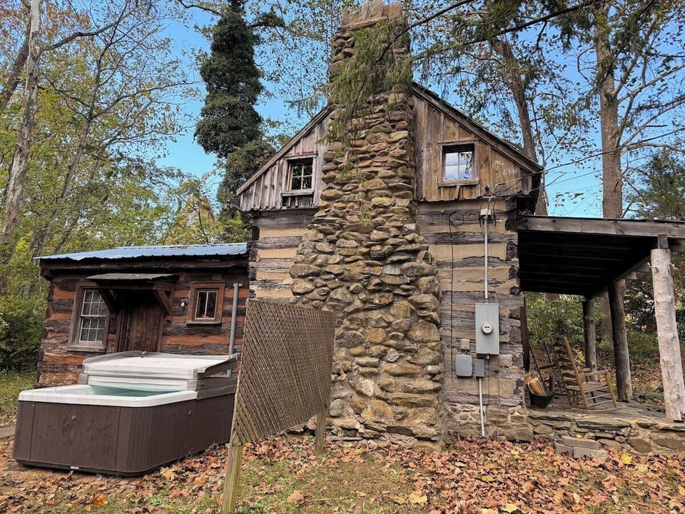 2-4 Person Hot Tub