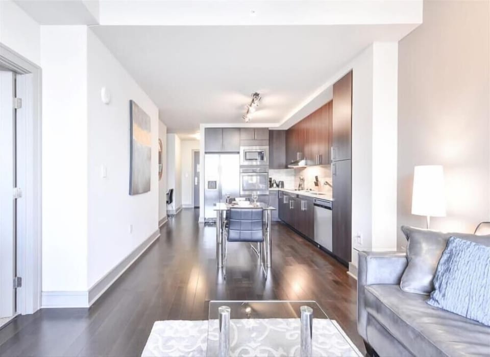Seaport/South Boston Boston 1 Bedroom Living Room