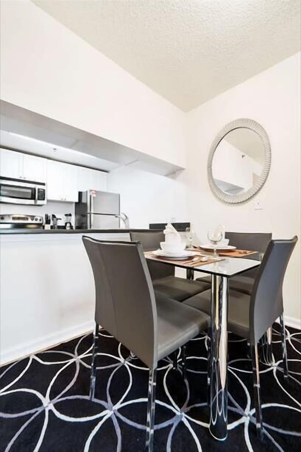 Hoboken 1 Bedroom Dining Room