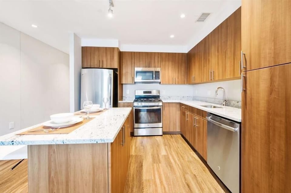 South Arlington Arlington 1 Bedroom Kitchen