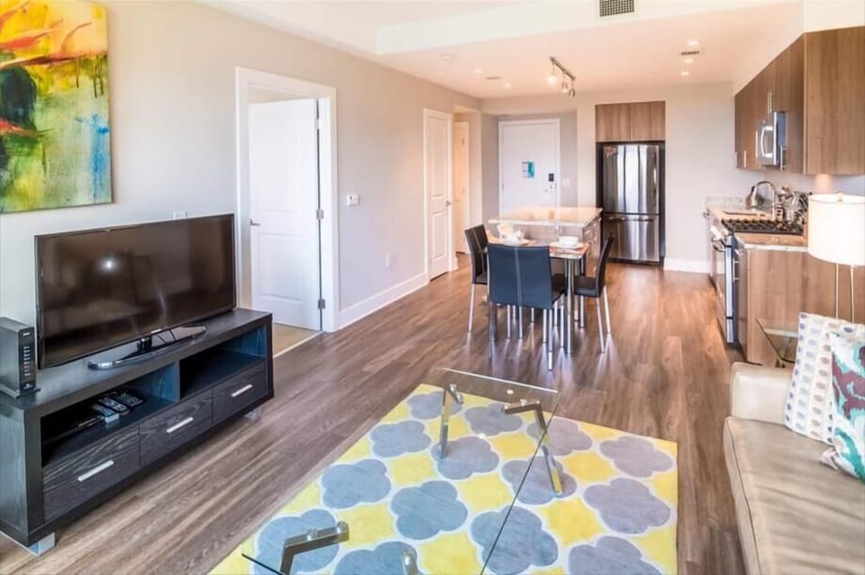 South Arlington Arlington 1 Bedroom Dining Room