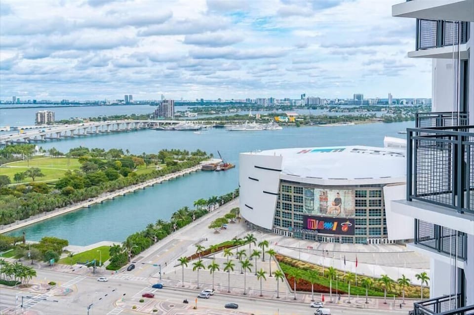 Miami 1 Bedroom View