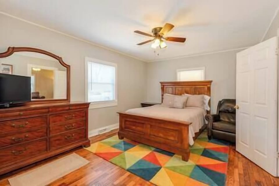 Bedroom (5)