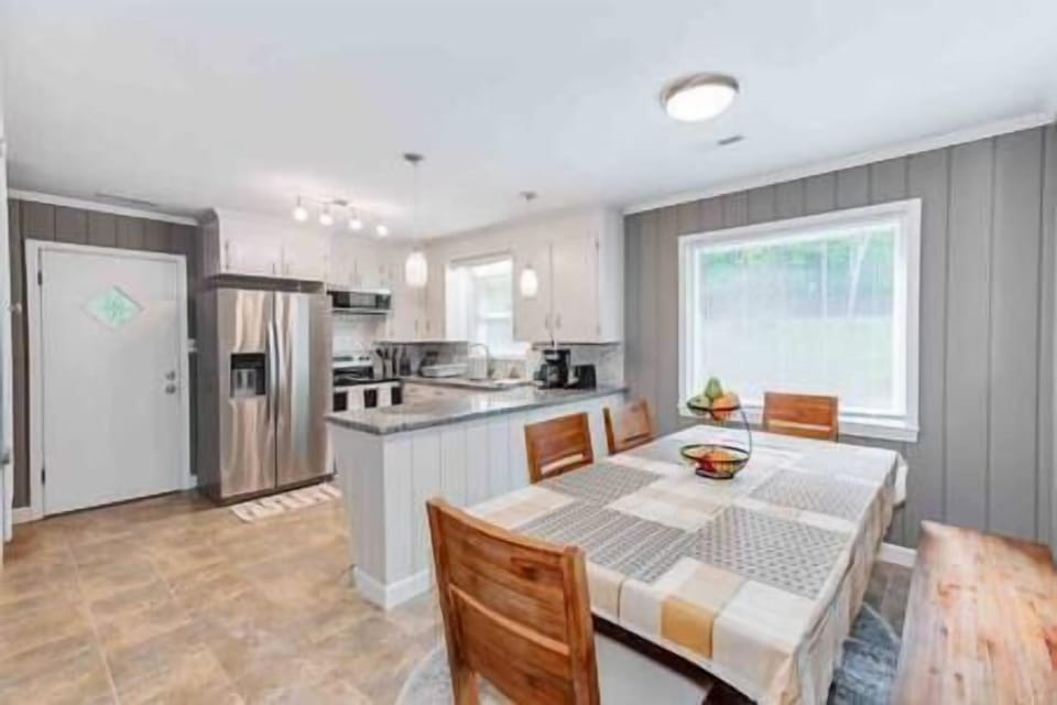 Kitchen (1)