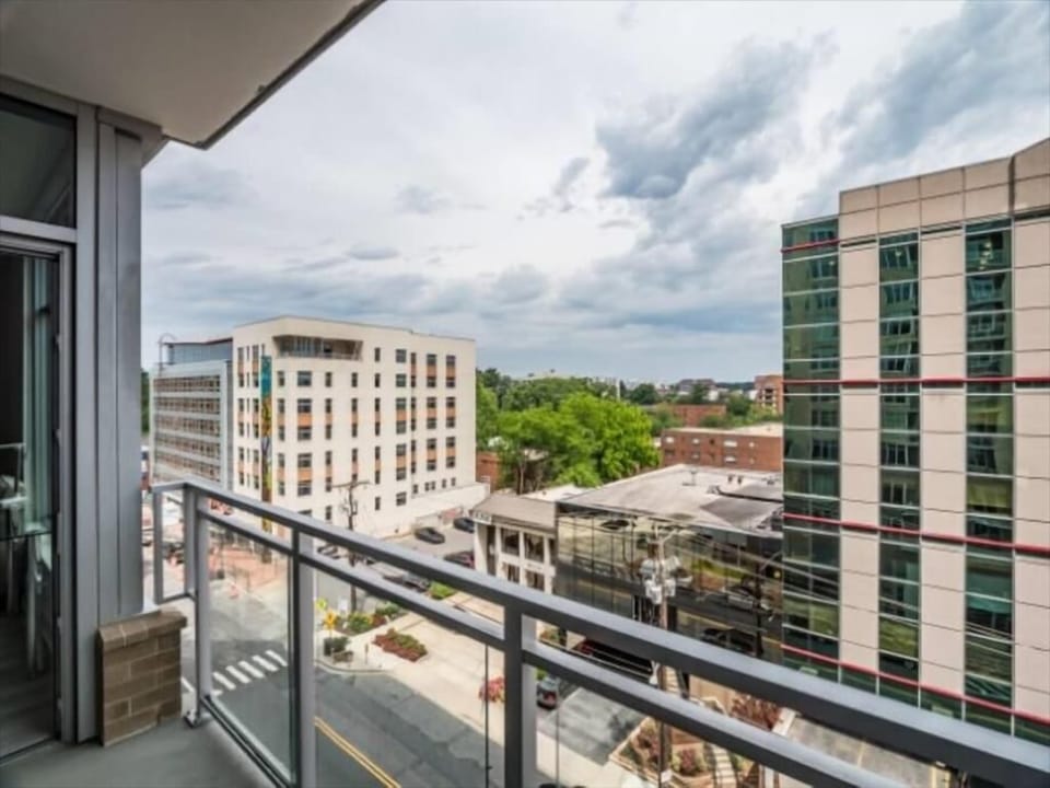 Bethesda 1 Bedroom Misc.