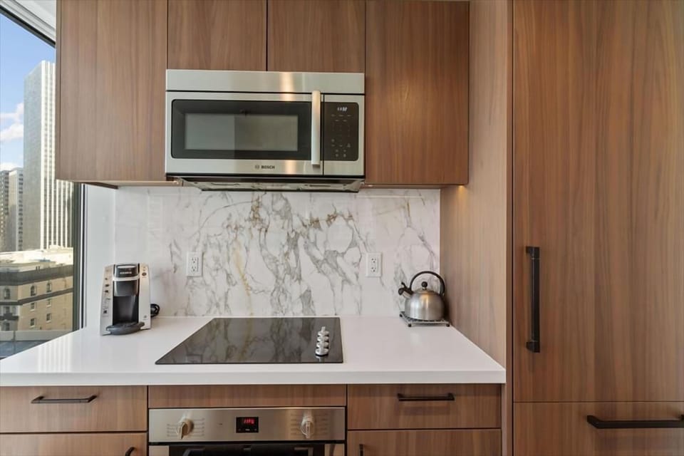 Financial District San Francisco 1 Bedroom Kitchen
