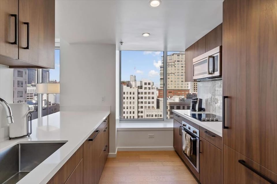 Financial District San Francisco 1 Bedroom Kitchen