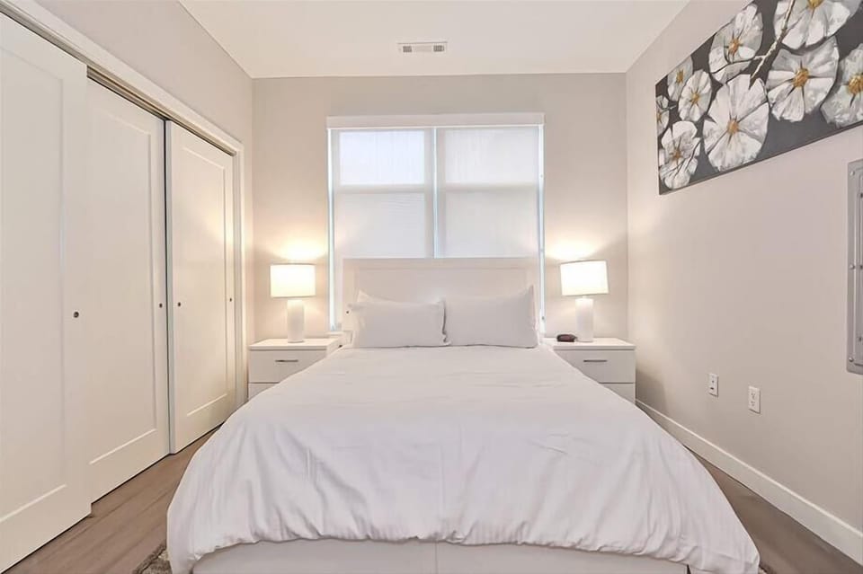 East Boston 1 Bedroom Bedroom