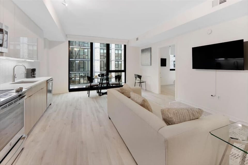 Noma Washington 1 Bedroom Deluxe Living Room