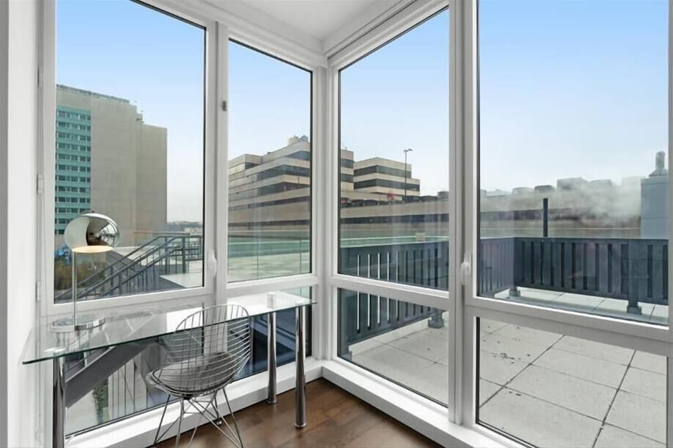 Midtown West New York 1 Bedroom Living Room