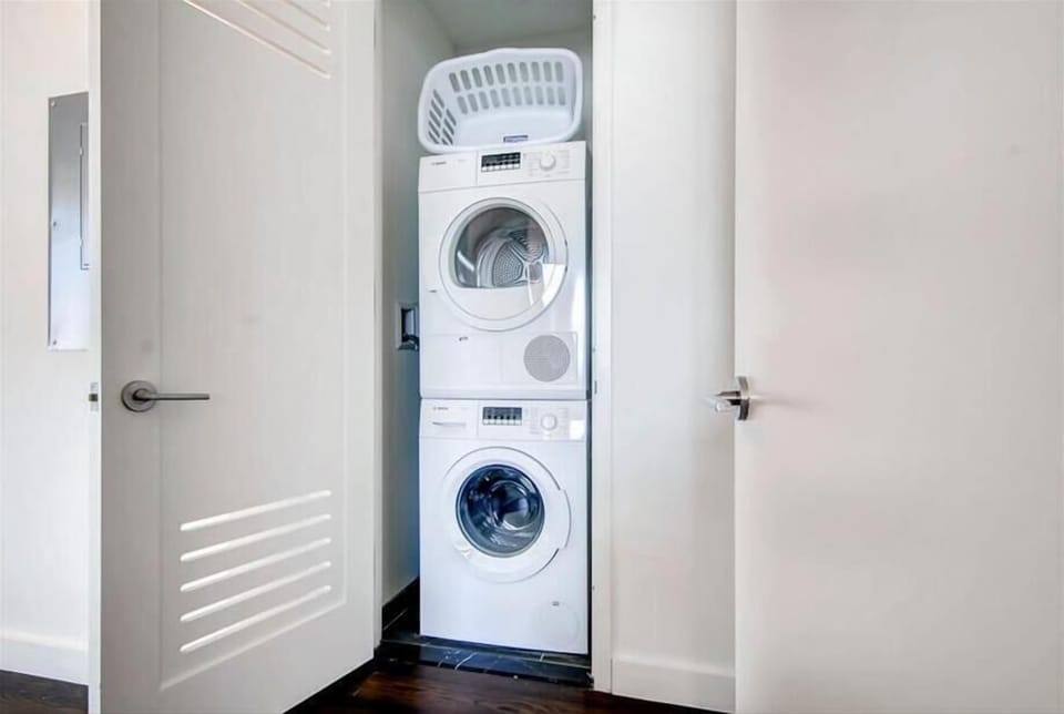 Midtown West New York 2 Bedroom Deluxe Misc.