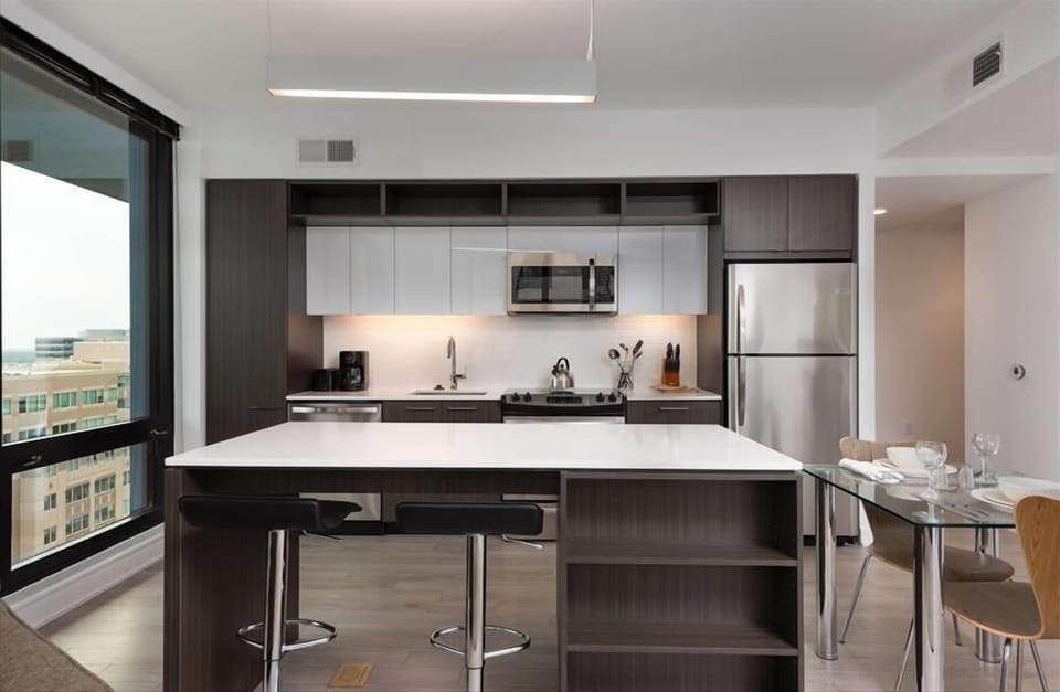 Herndon/Reston Reston 1 with Den/Study Kitchen