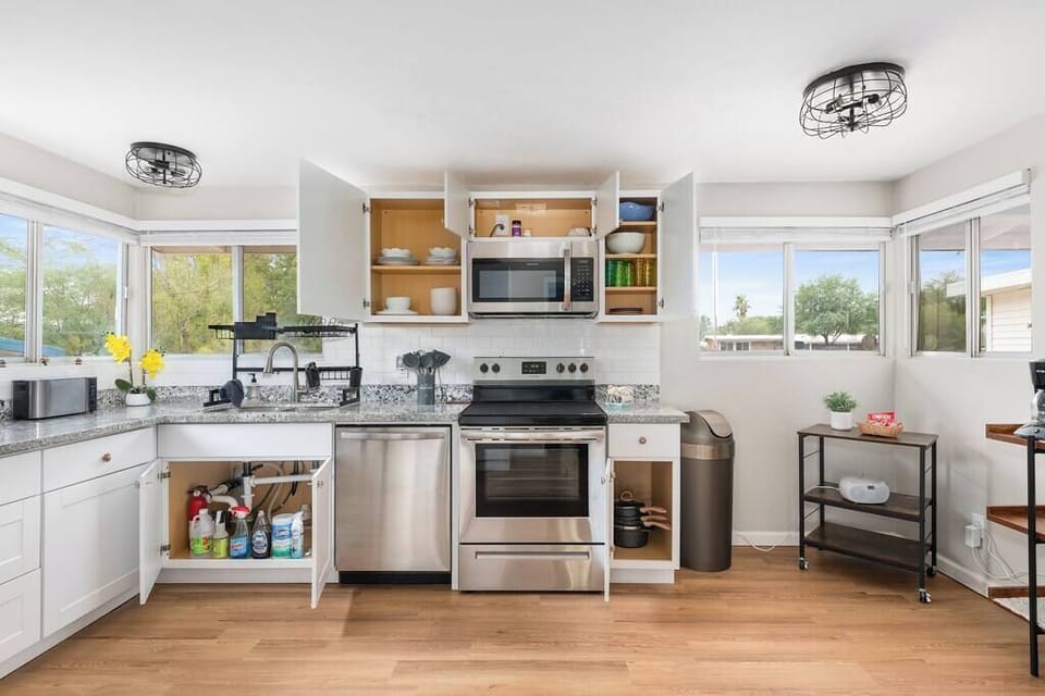 Discover the joy of meal preparation in our fully-equipped kitchen – a chef's dream come true!