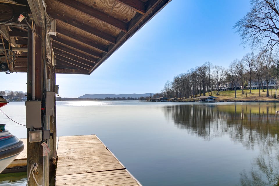 Community Dock | Lake Access