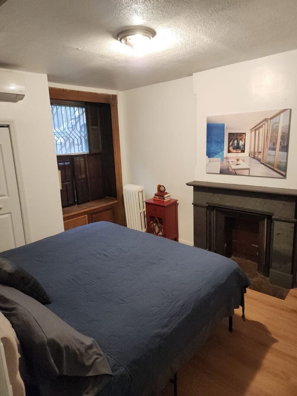 Bedroom #1 - King size