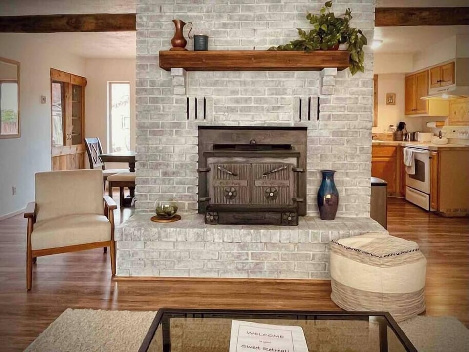 Fireplace is not for guest use