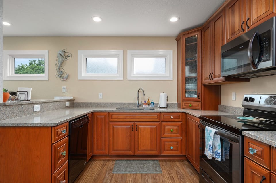 NH505: Nags Head 505 | ML Kitchen Area