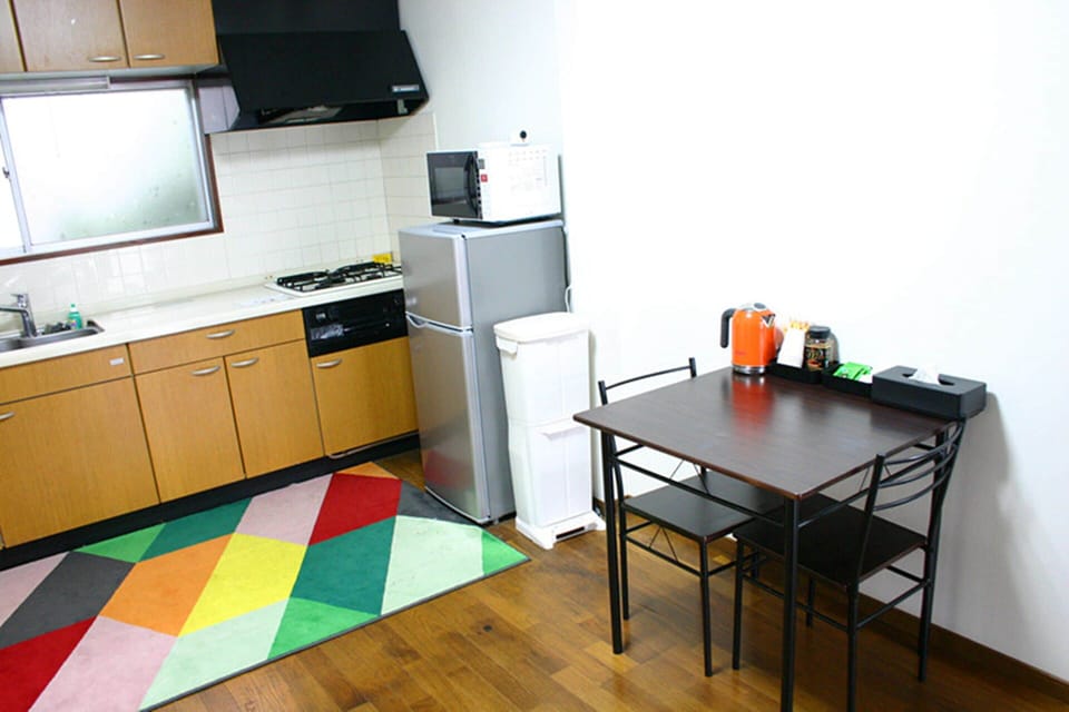 Fridge, microwave, stovetop, rice cooker