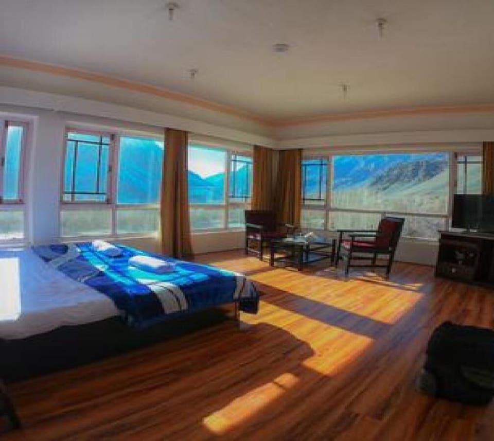 Deluxe Double Room | Soundproofing