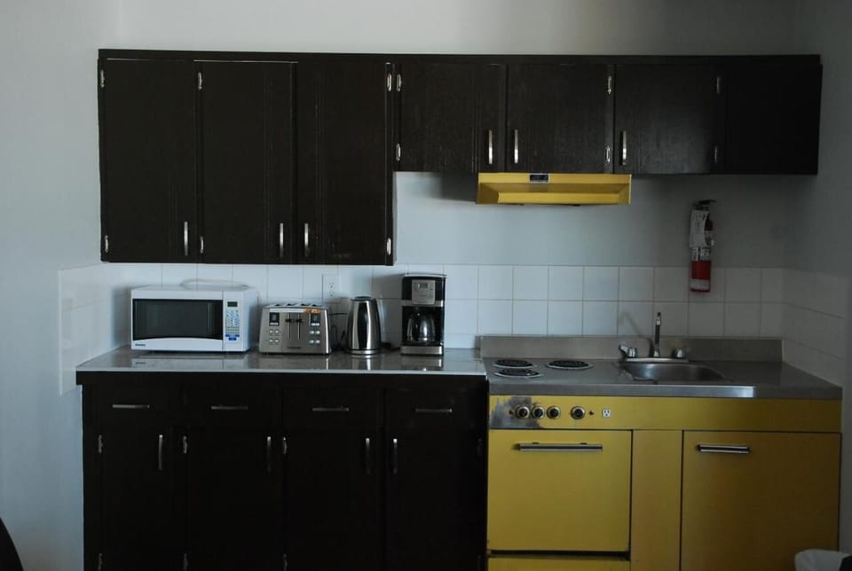 Mini-fridge, microwave