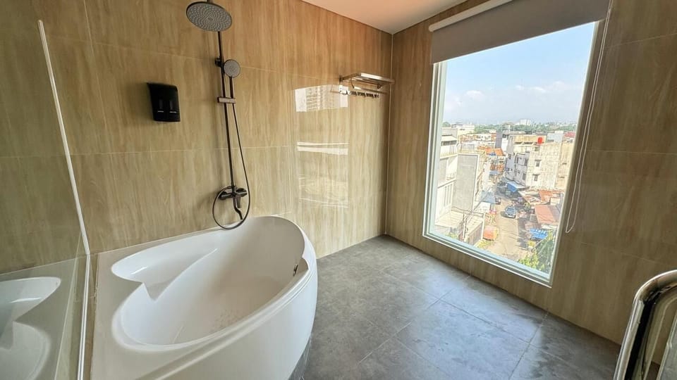Chara Suite | Bathroom | Towels