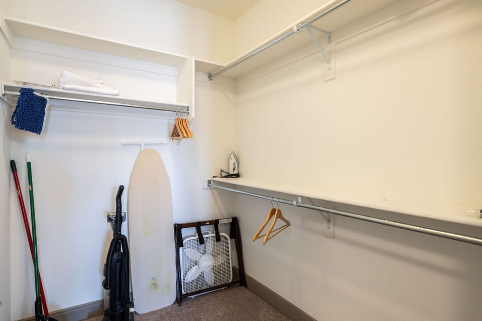 Apartment | Wardrobe