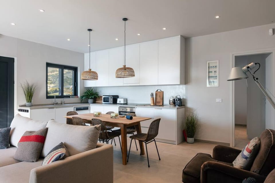 House | 3 bedrooms, soundproofing, high-speed internet