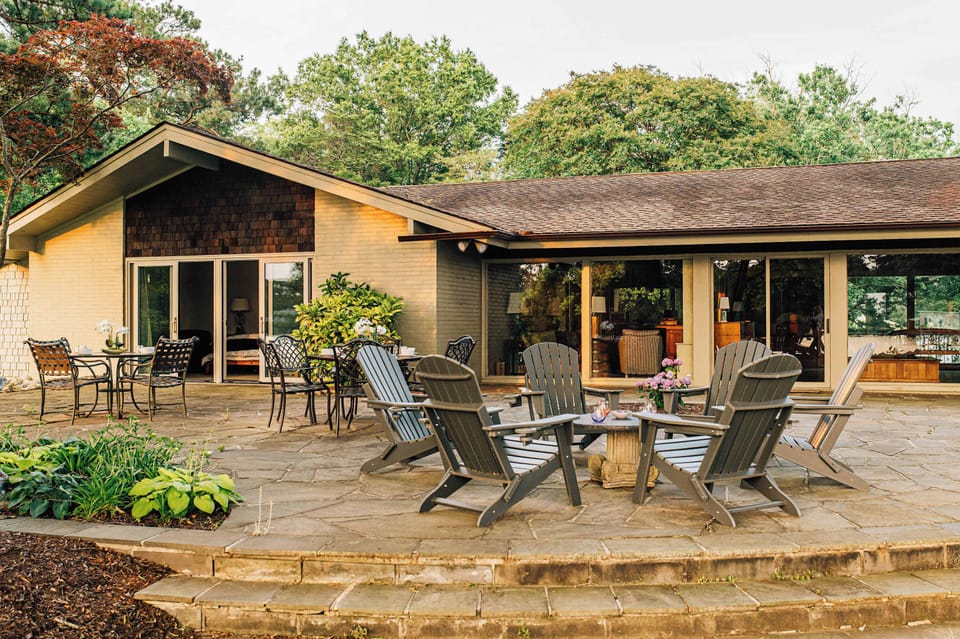 This home was designed by Brad Tazewell; considered an icon of Hampton Roads architecture. His portfolio includes some of the highest profile buildings in Norfolk: the Harrison Opera House, Norfolk Southern Tower, and the Scope and Chrysler Hall.

