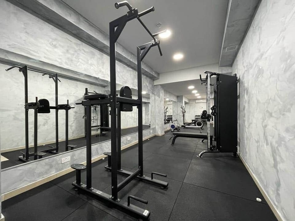 Gym (Open from May to September)