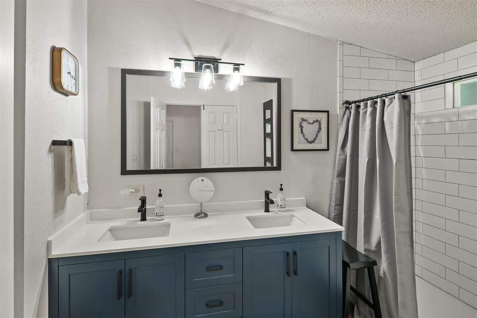 His and her vanities