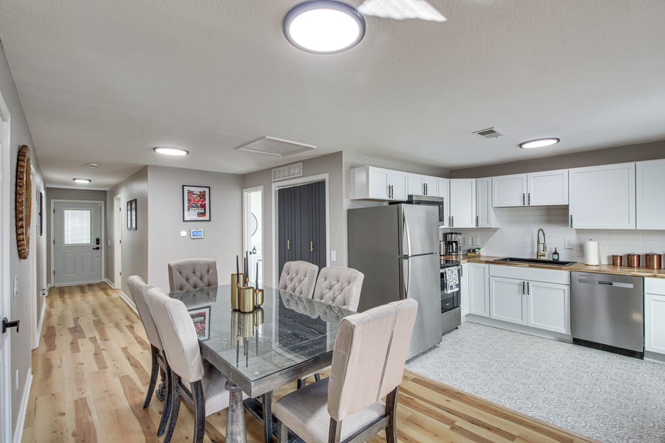 House (3 Bedrooms) | Interior