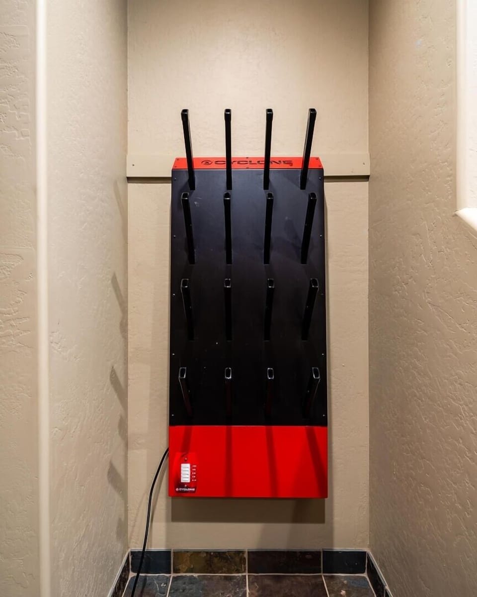 House, 4 Bedrooms | Interior