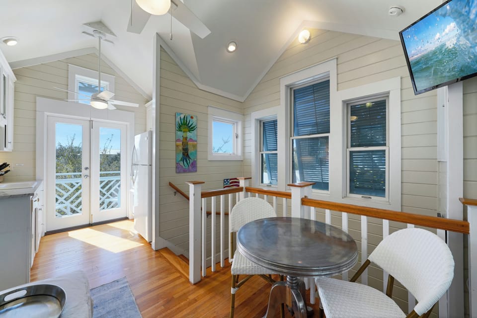 BISTRO DINING AREA FOR TWO ADJACENT TO KITCHEN