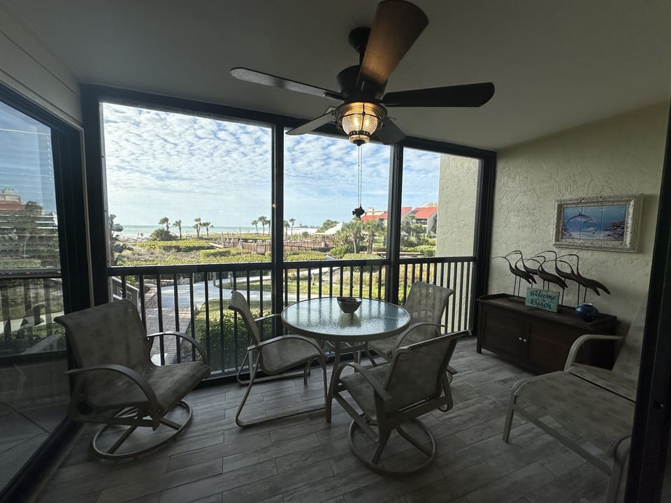 3-22A Lanai