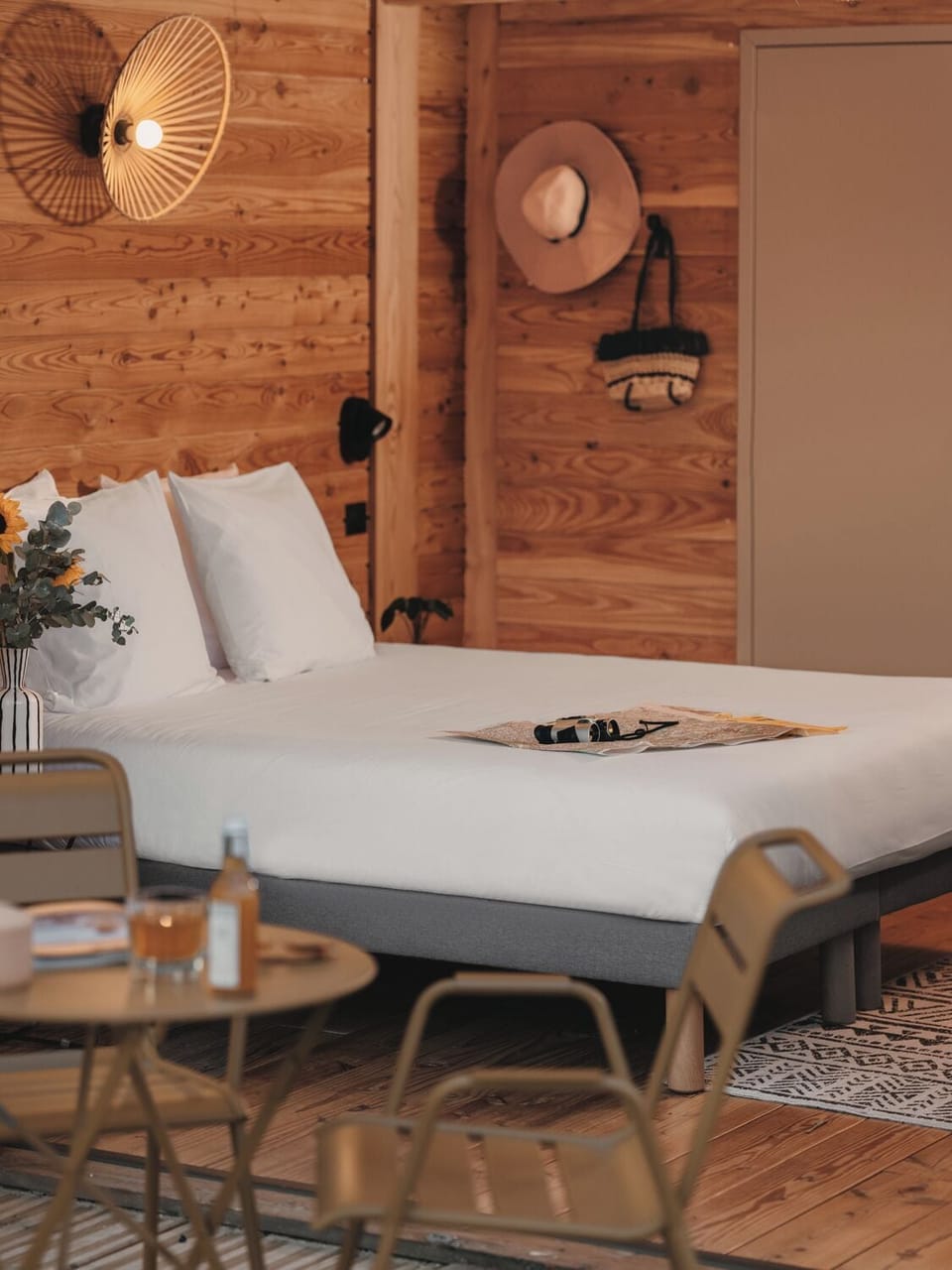 Garden Bedroom , 1 Queen Bed with Sofa bed | Individually decorated, individually furnished, desk, blackout drapes