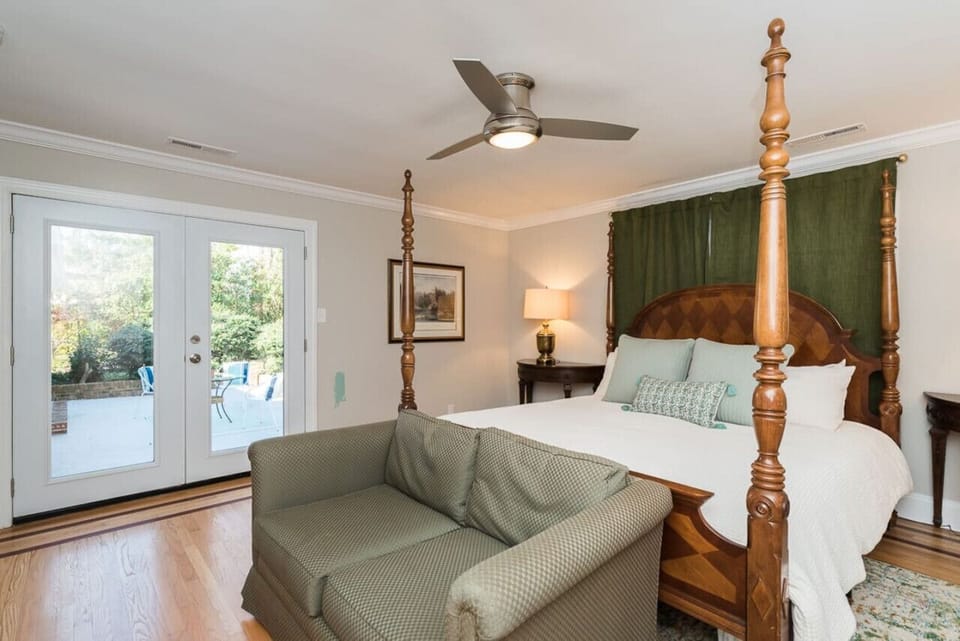 King Primary Suite
