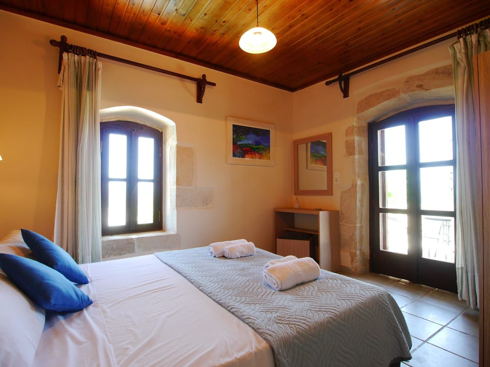 Bedroom (4)