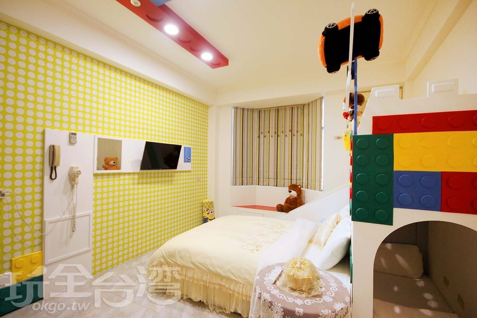 Superior Quadruple Room | Free WiFi, bed sheets