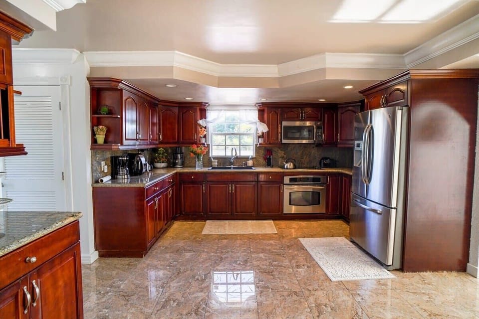 A spacious, fully-equipped kitchen