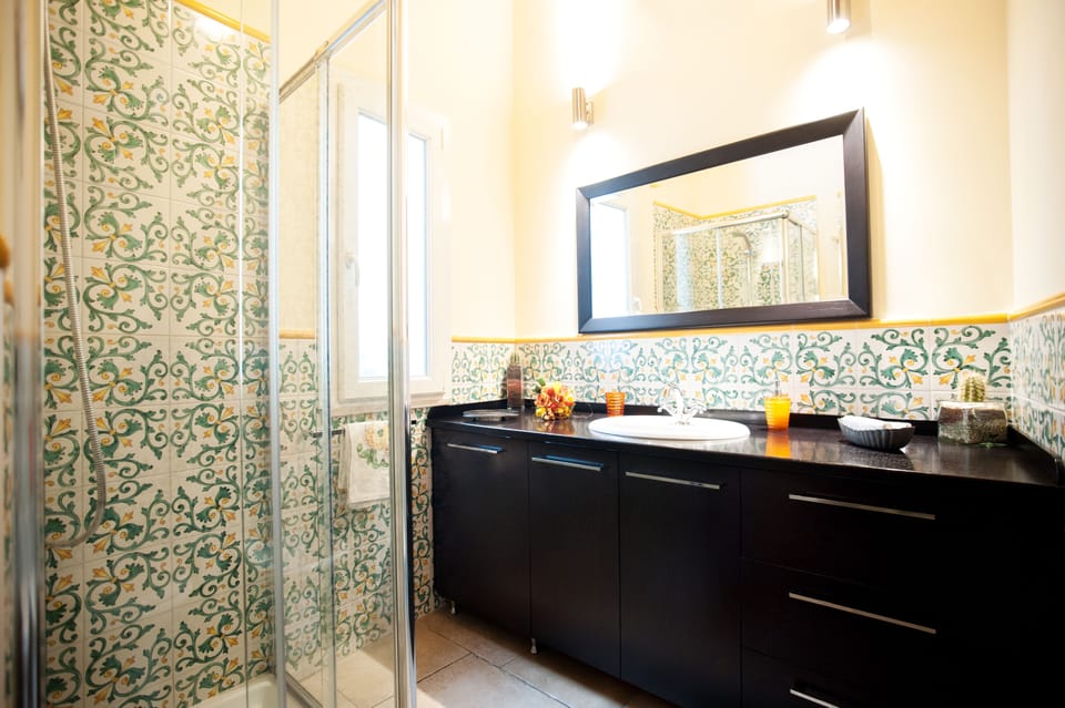 Hair dryer, bathrobes, bidet, towels