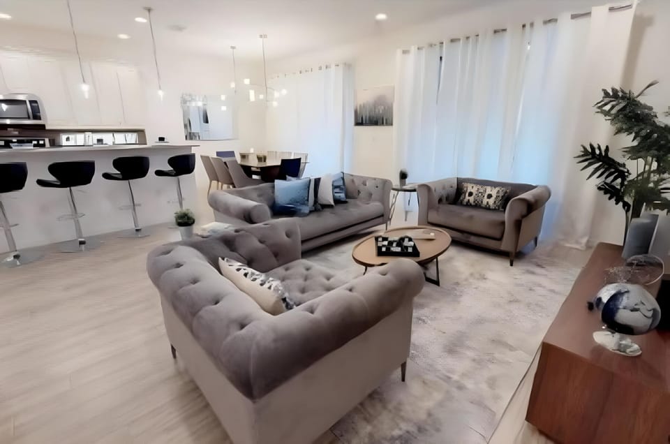 House | 6 bedrooms