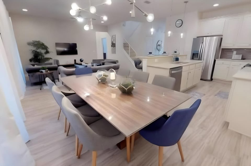 House | 6 bedrooms