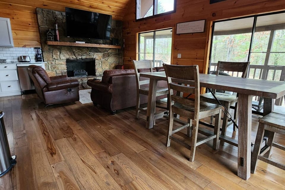 Open Living/Dining Area