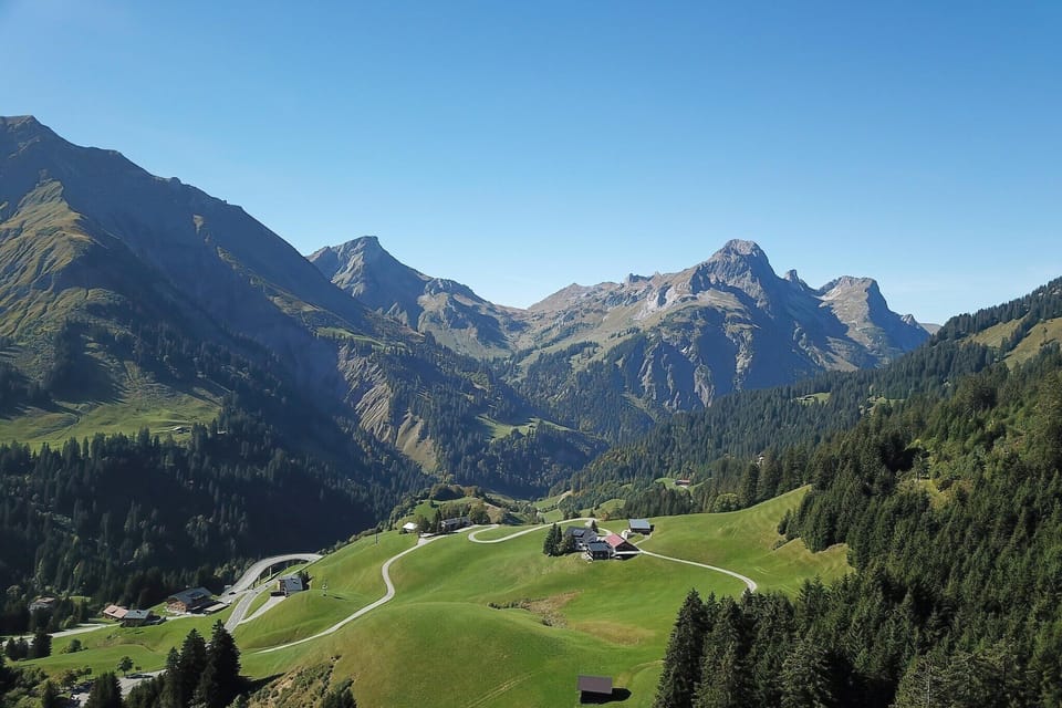 Surroundings [summer] (1-5 km)