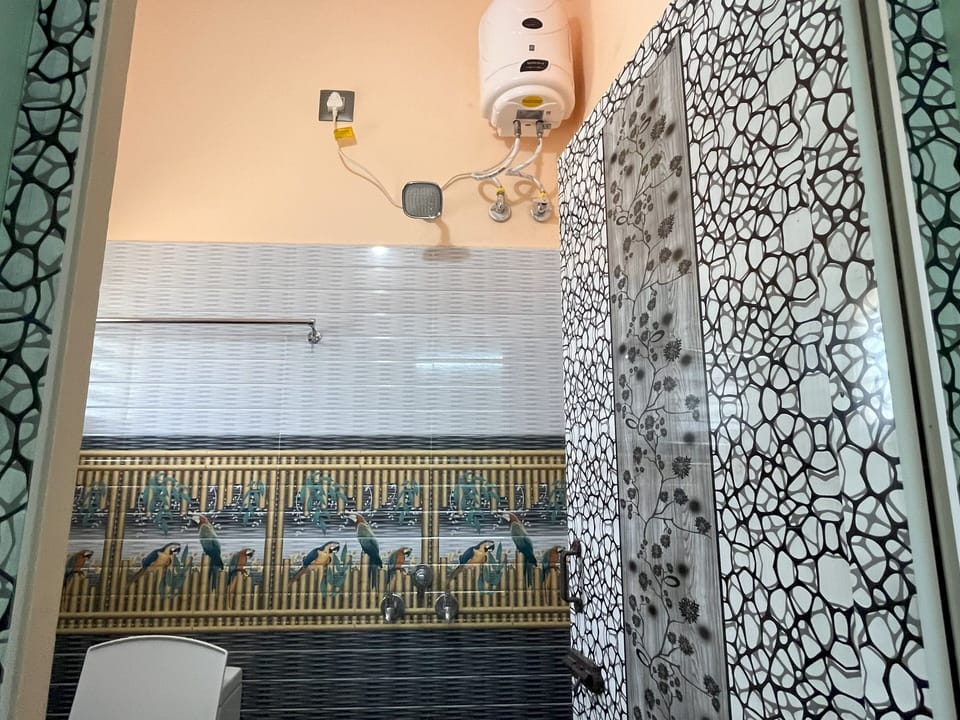 Basic Apartment | 2 bedrooms, soundproofing, iron/ironing board, free WiFi