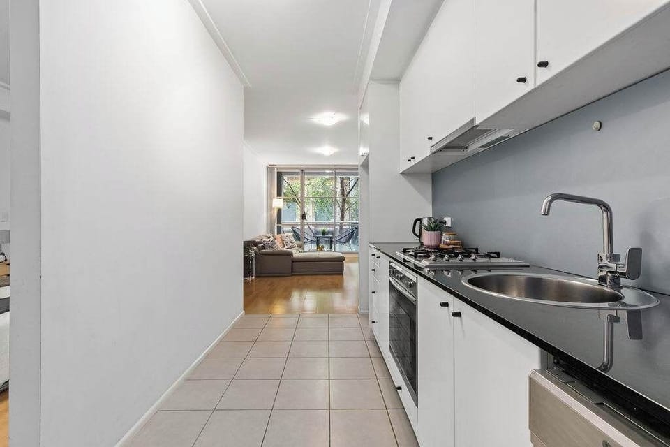 An equipped kitchen.