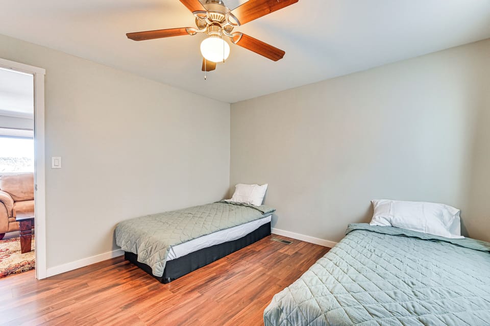 House (3 Bedrooms) | Interior