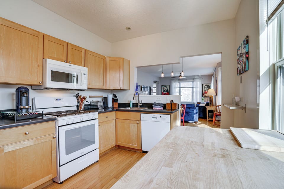House (2 Bedrooms) | Interior