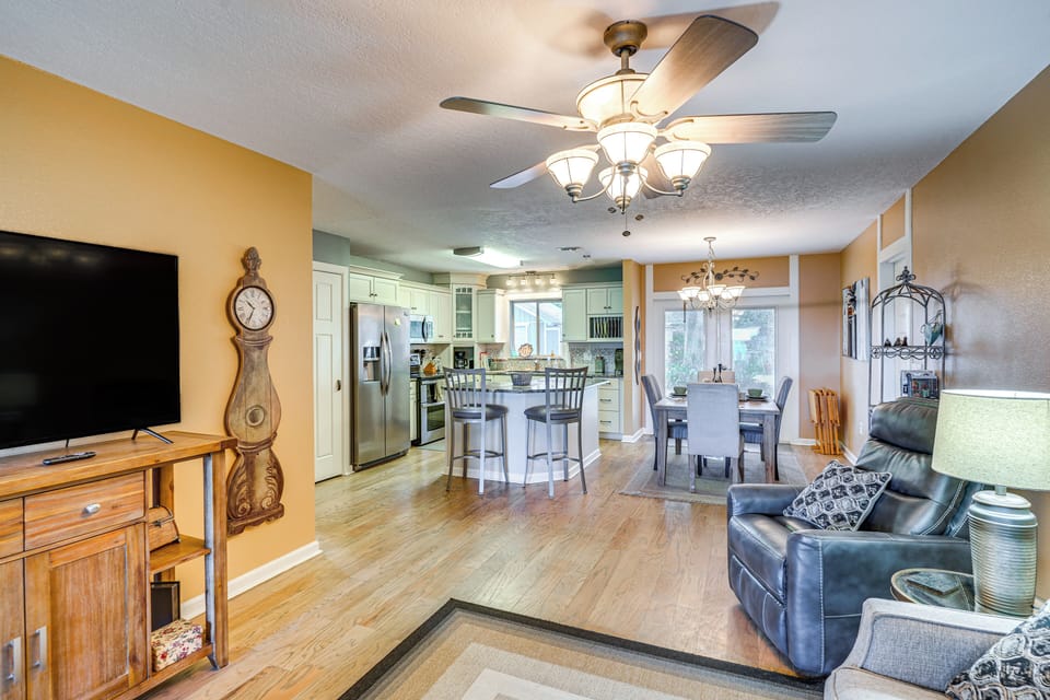 House (3 Bedrooms) | Interior